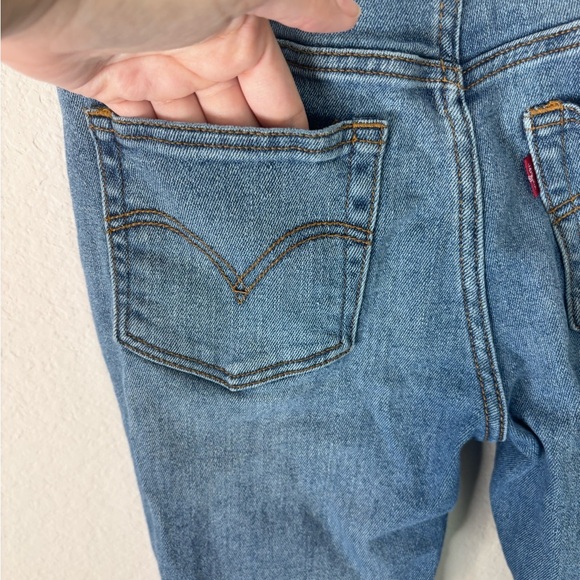 Levi's Kids Blue Distressed Jeans - Picture 7 of 14